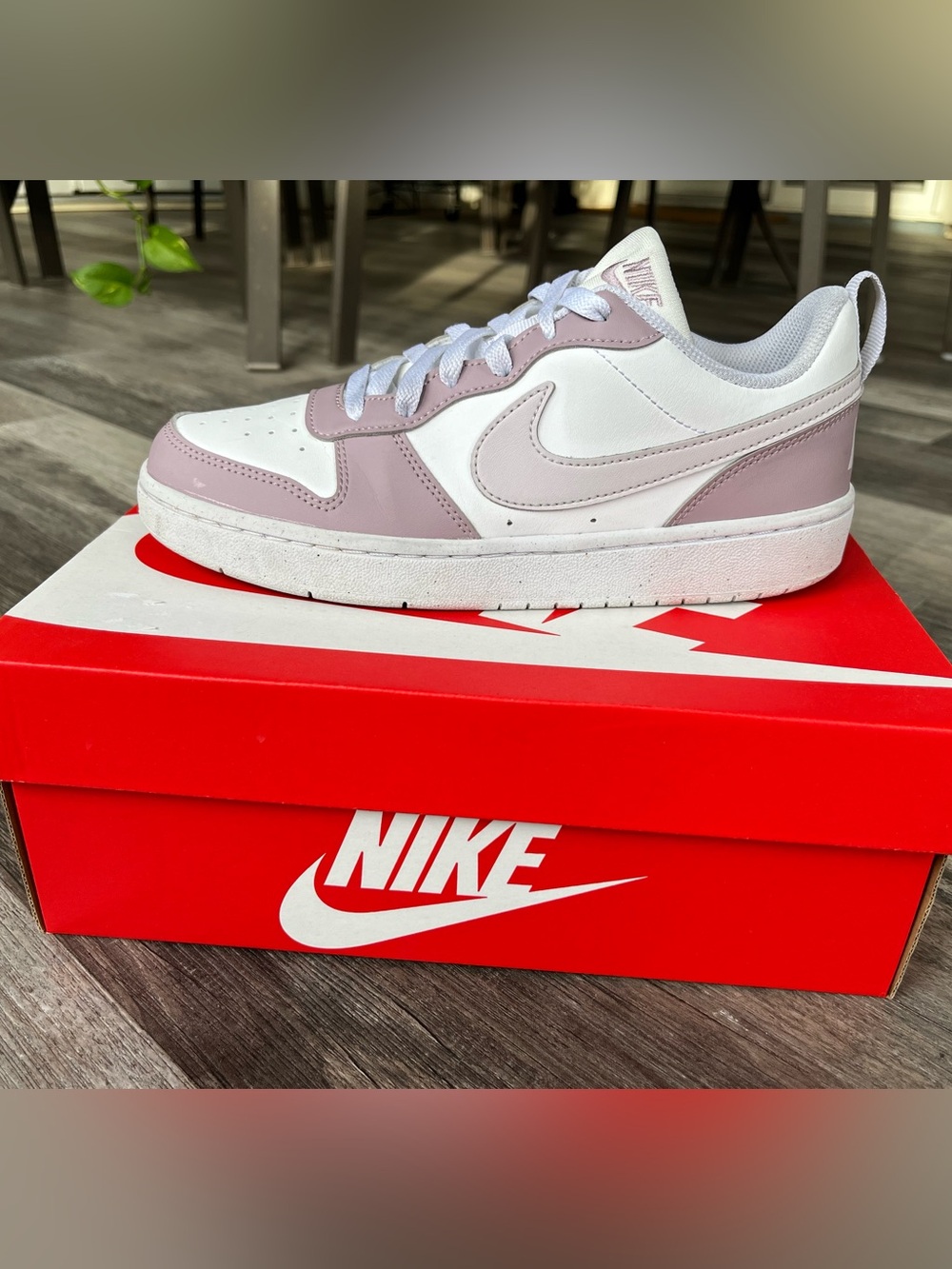 Court Borough Low Recraft (GS): Size 6.5 Y